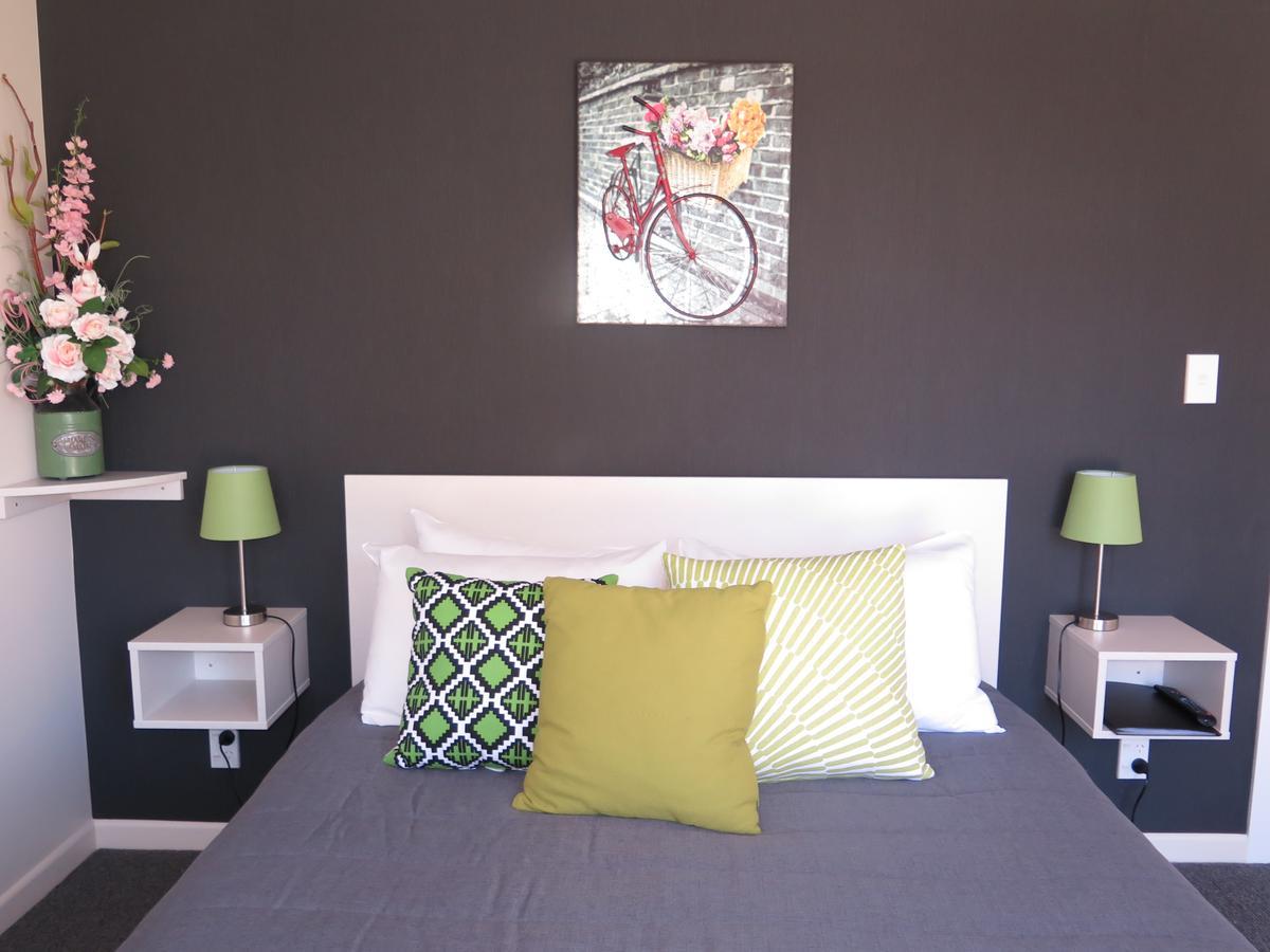 Wheels And Reels Accommodation Mossburn Εξωτερικό φωτογραφία