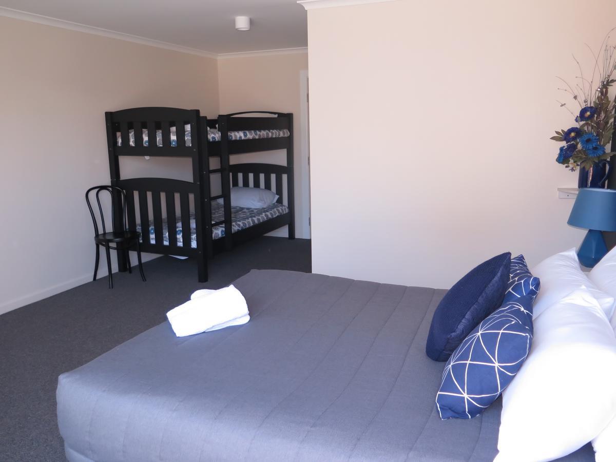 Wheels And Reels Accommodation Mossburn Εξωτερικό φωτογραφία